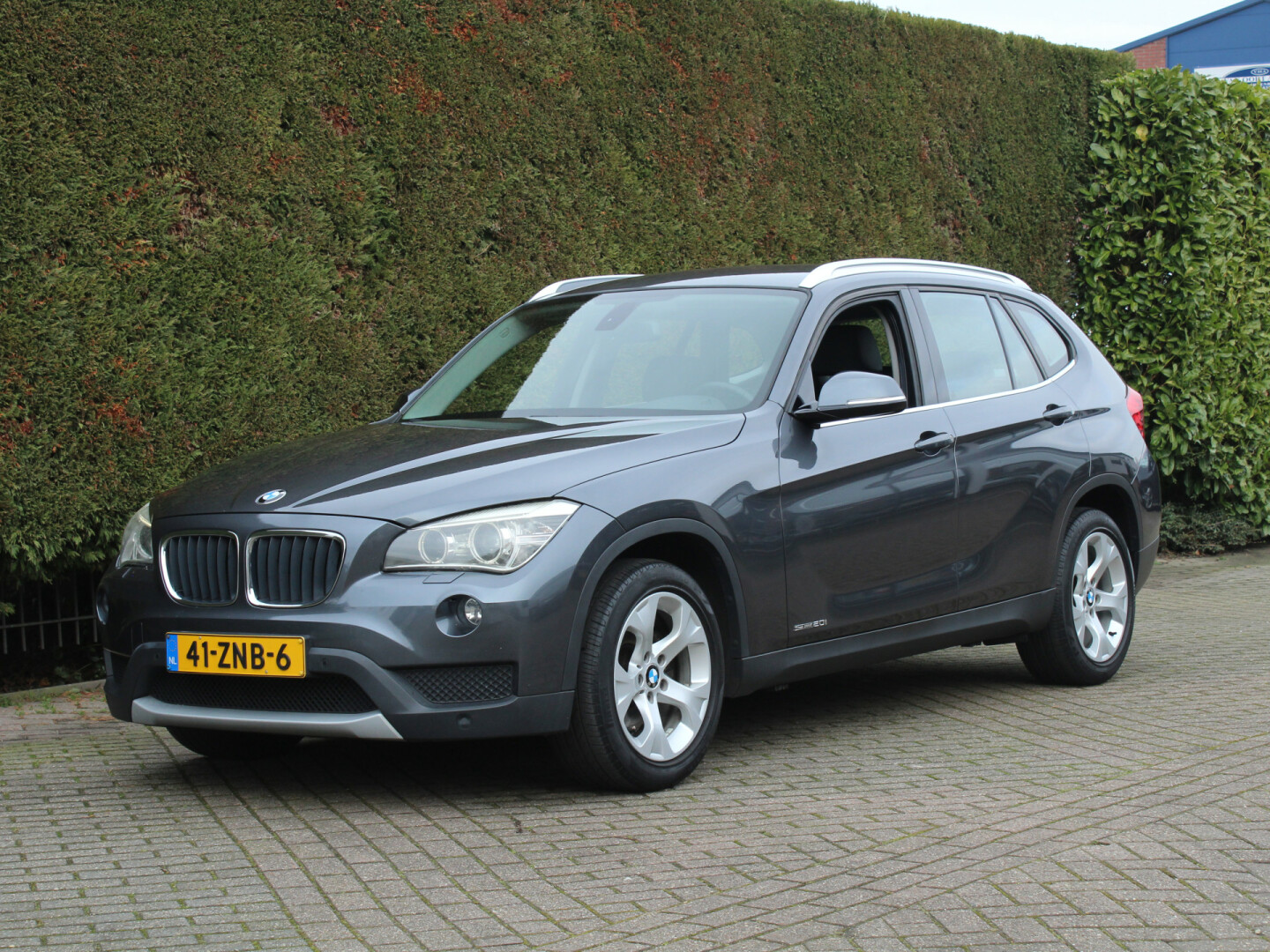 BMW-X1-2