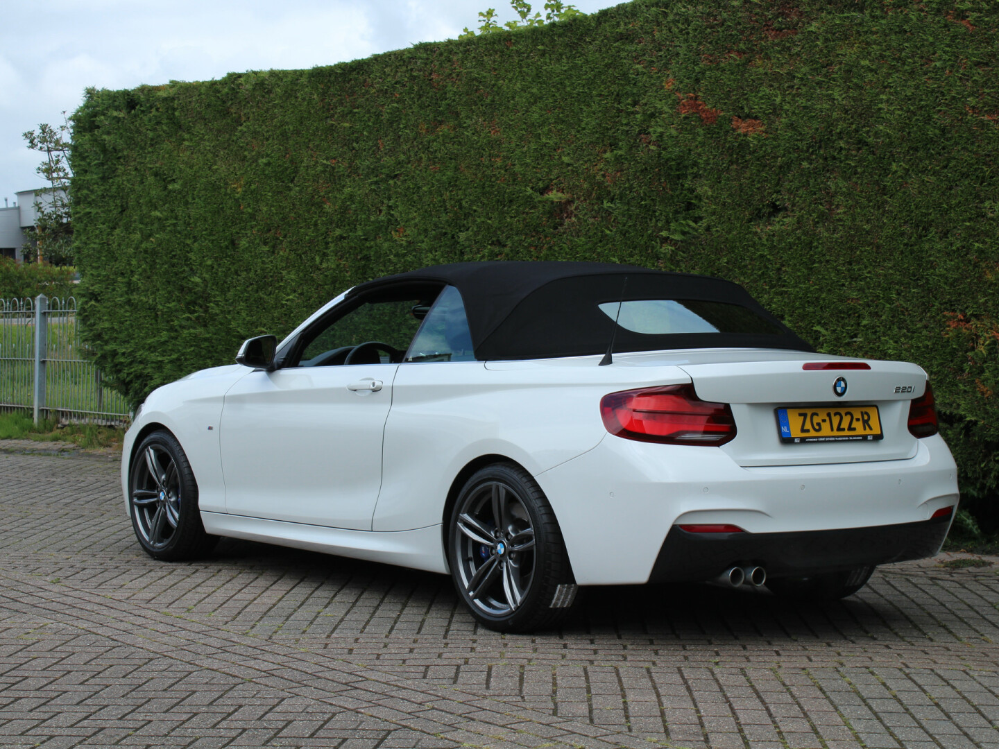 BMW-2 Serie-8