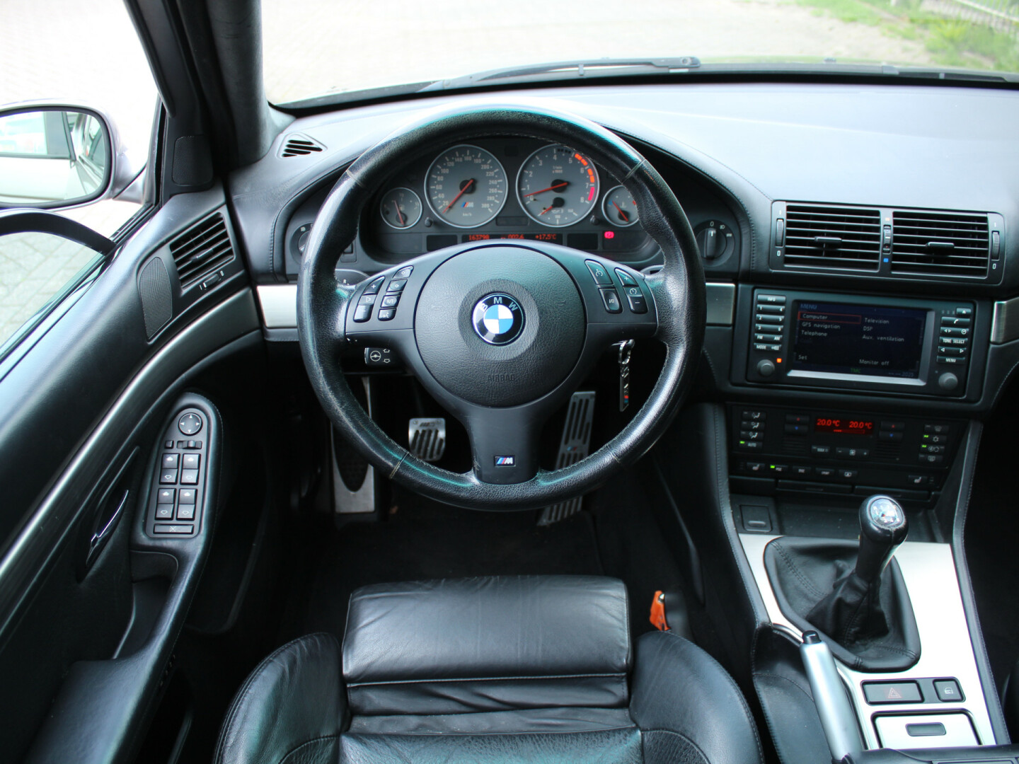 BMW-5 Serie-4